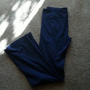 LIKE NEW under armour yoga pant